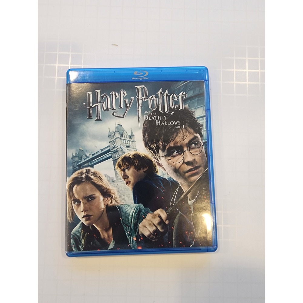 Harry Potter‎ and the Deathly Hallows Part 1 Blu-ray DVD Special Features Set